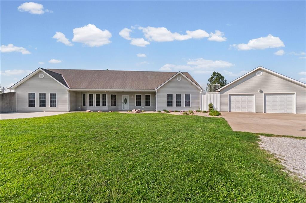 1330 270th Street, Lathrop, MO 64465