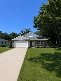 906 S Monroe Street, Lyndon, KS 66451