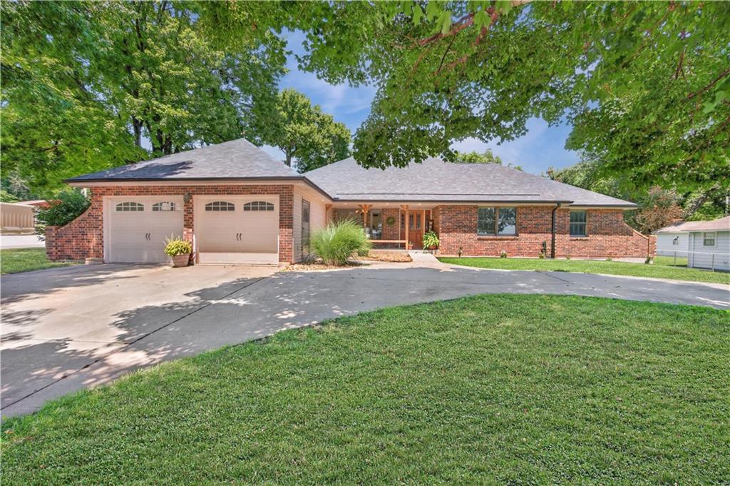 101 E BUFORD Street, Wellington, MO 64097