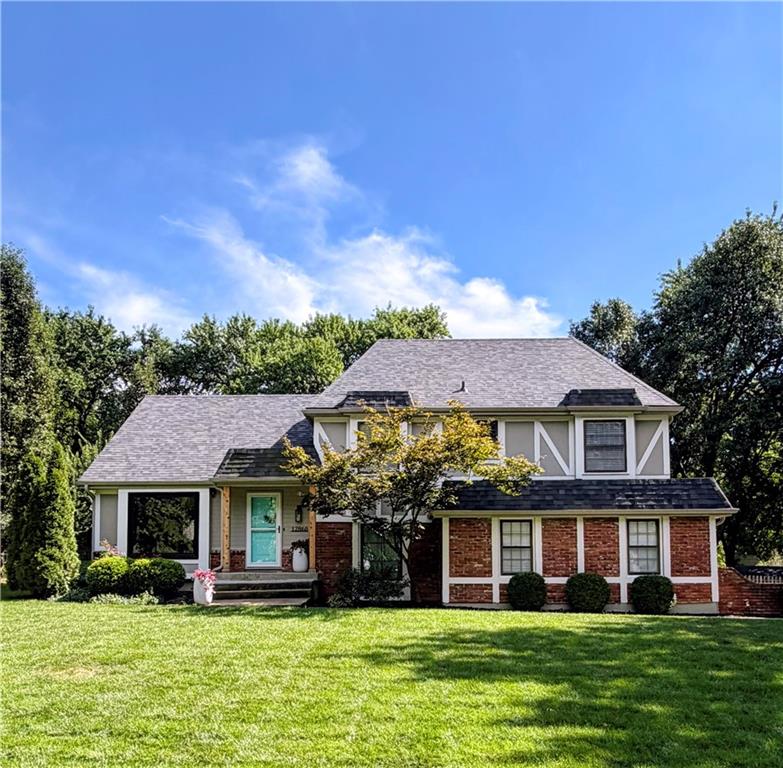 12860 Sagamore Road, Leawood, KS 66209