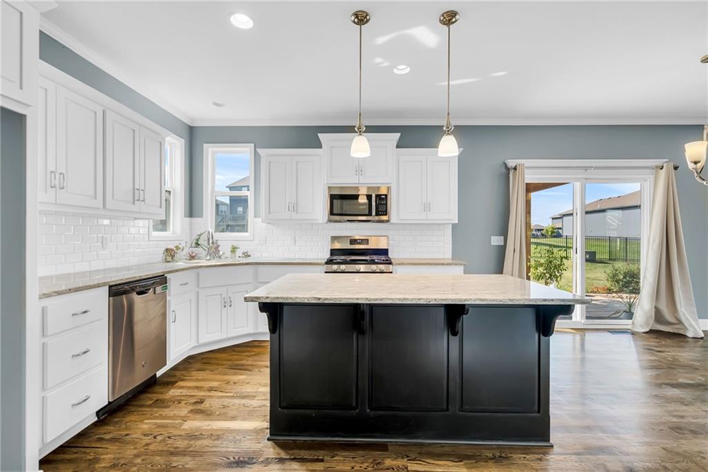 25197 W 147th Court, Olathe, KS 66061