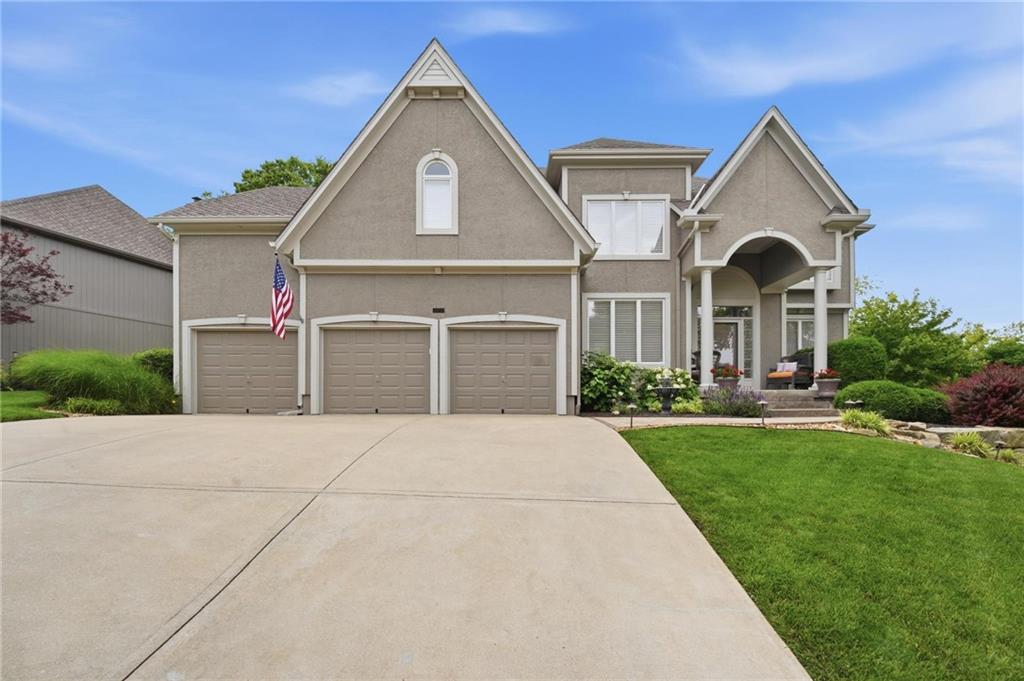 20733 W 92nd Street, Lenexa, KS 66220