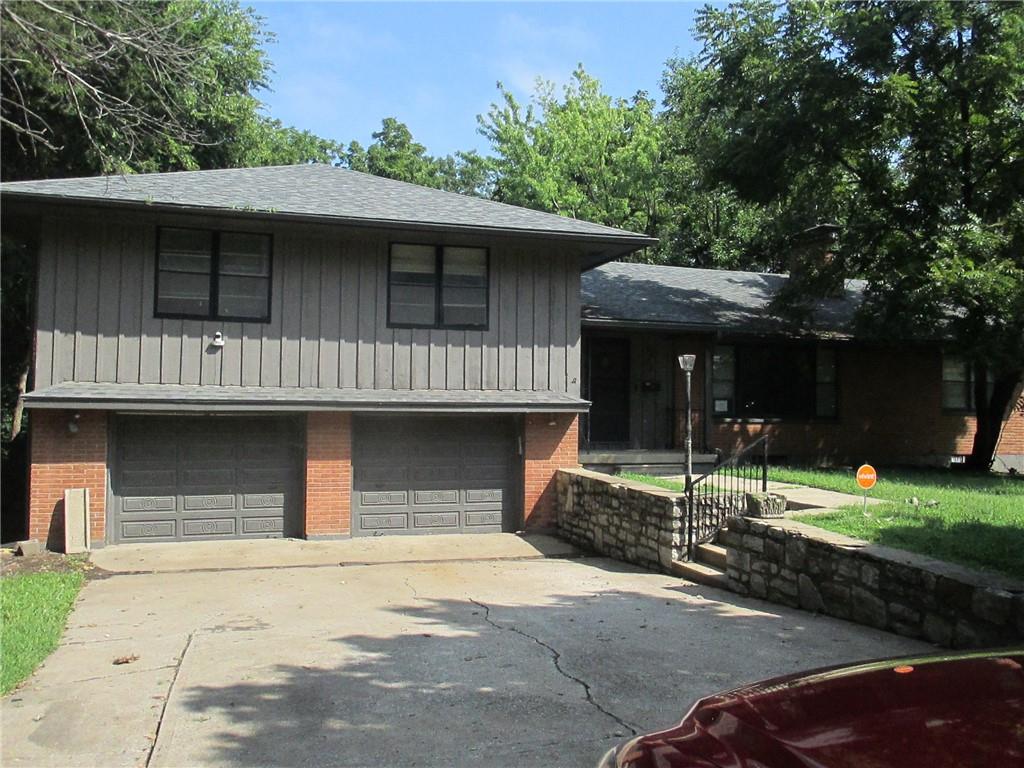 6878 Sni- A- Bar Road, Kansas City, MO 64129