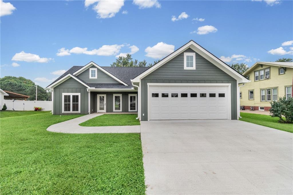 102 E 4th Street, Norborne, MO 64668
