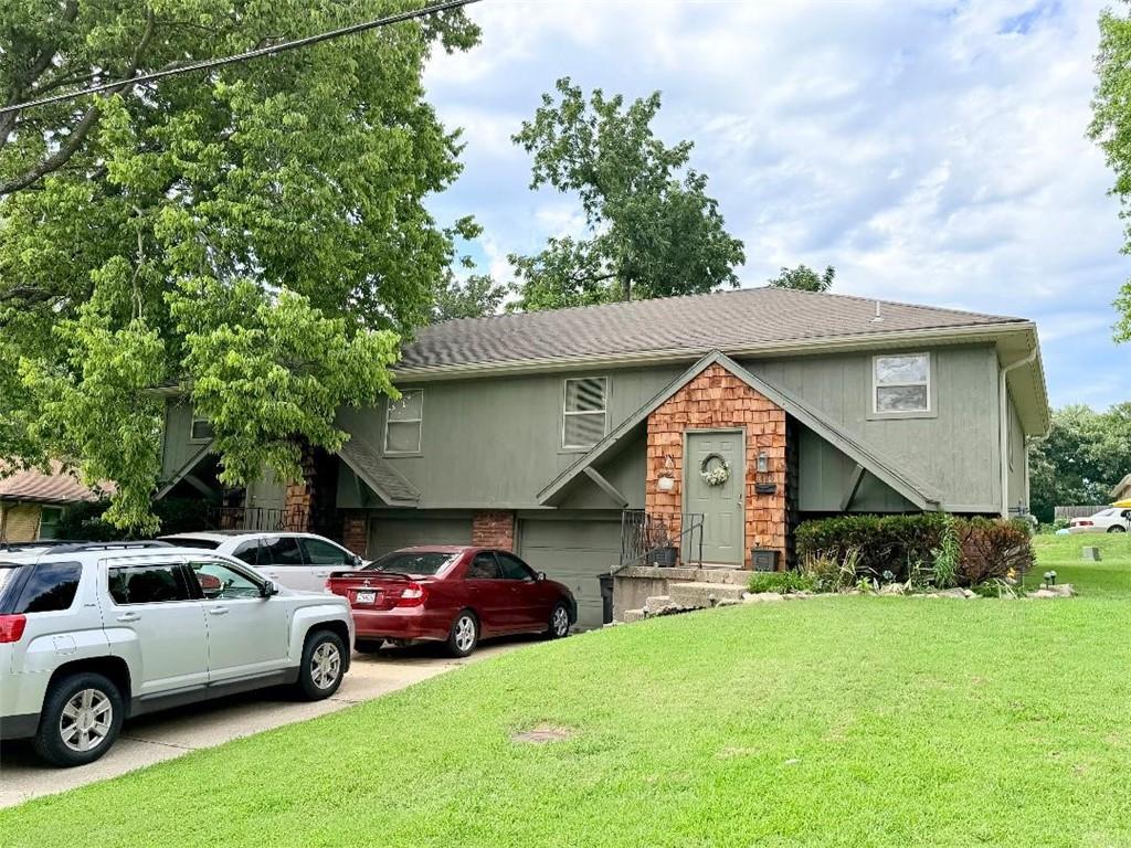 11426 & 11428 E 27th Street, Independence, MO 64052
