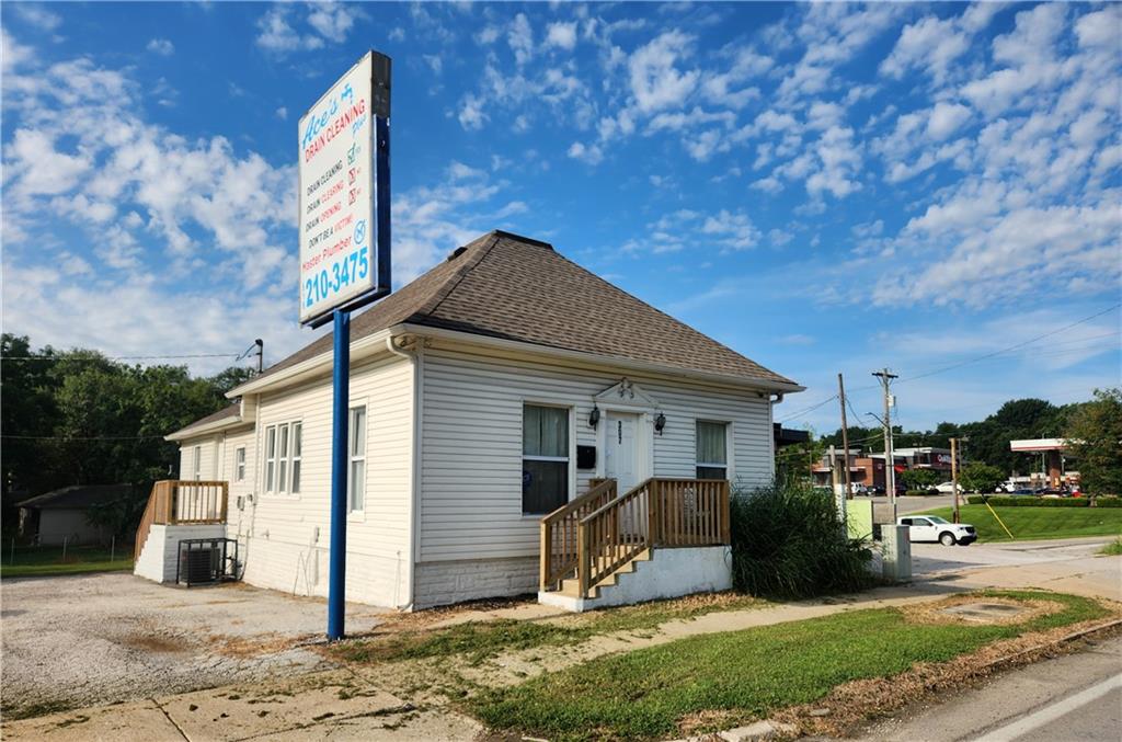 307 E 23rd Street, Independence, MO 64055