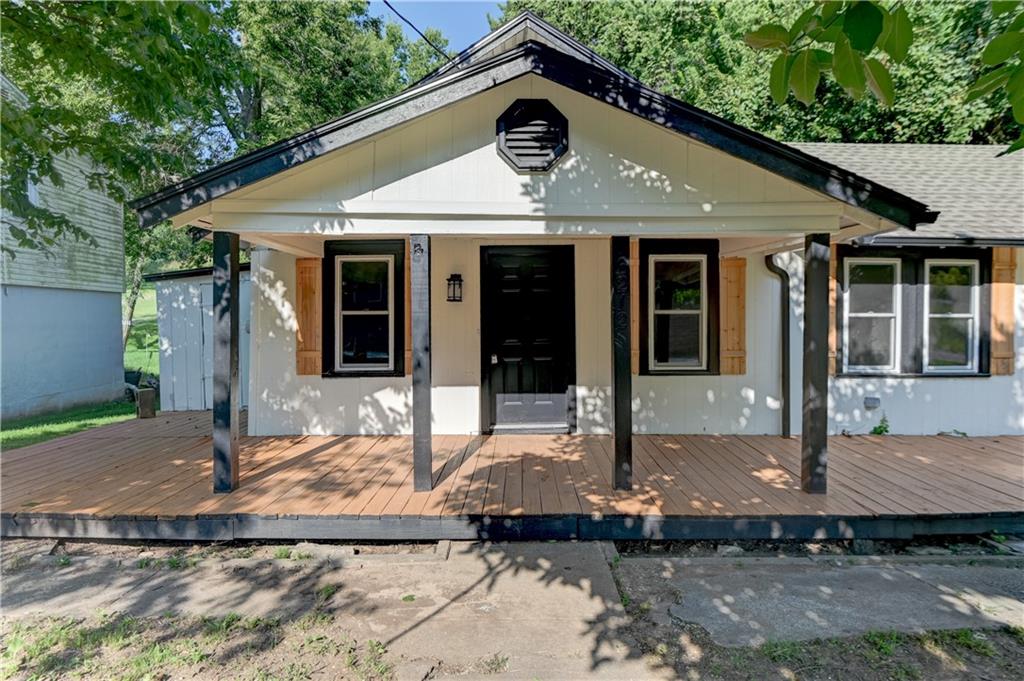6212 Eugene Field Road, Kansas City, MO 64119