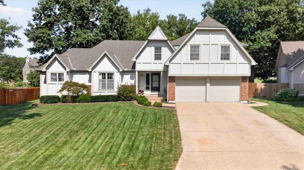 15738 W 148th Terrace, Olathe, KS 66062