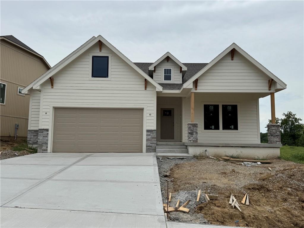 2144 Black Walnut Drive, Liberty, MO 64068
