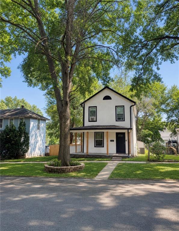 407 Olive Street, Leavenworth, KS 66048