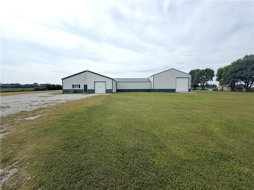 26274 H Highway, Marshall, MO 65340
