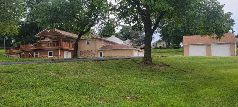 5001 NW High Drive, Riverside, MO 64150