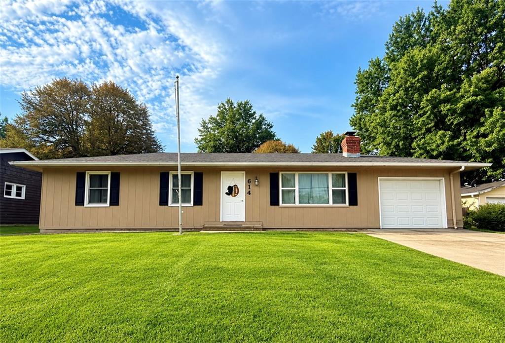 614 W 16TH Street, Maryville, MO 64468
