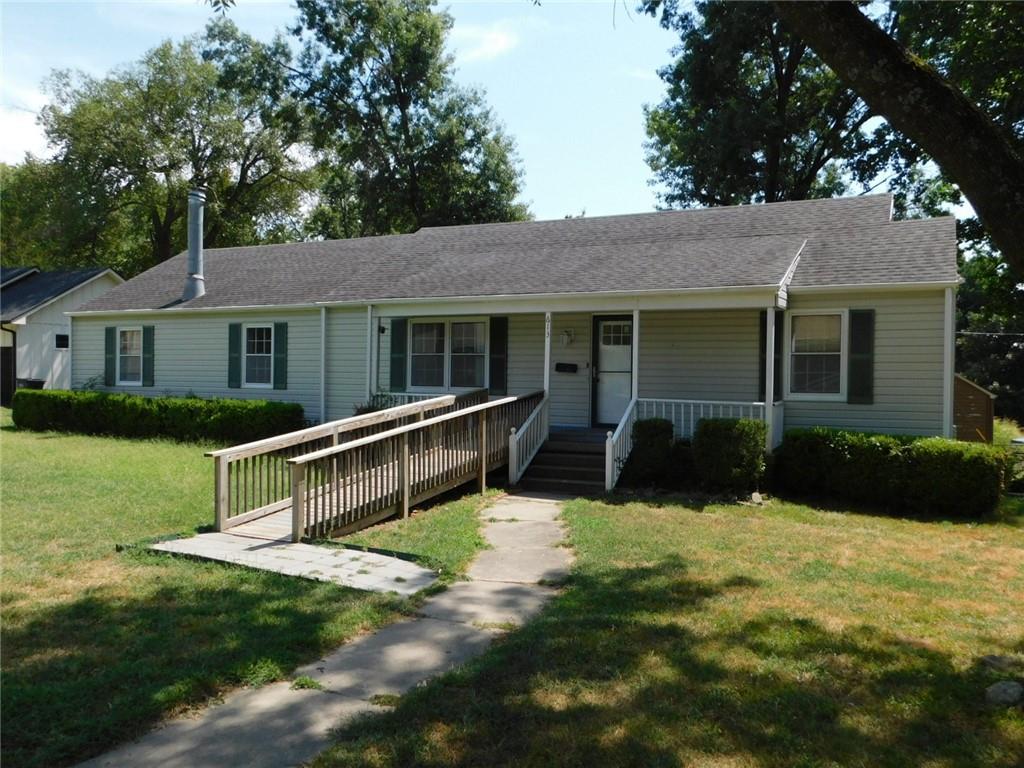 613 W Jefferson Street, Pittsburg, KS 66762