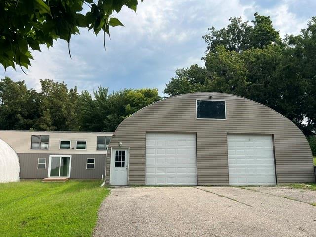 2910 Karnes Road, St Joseph, MO 64506