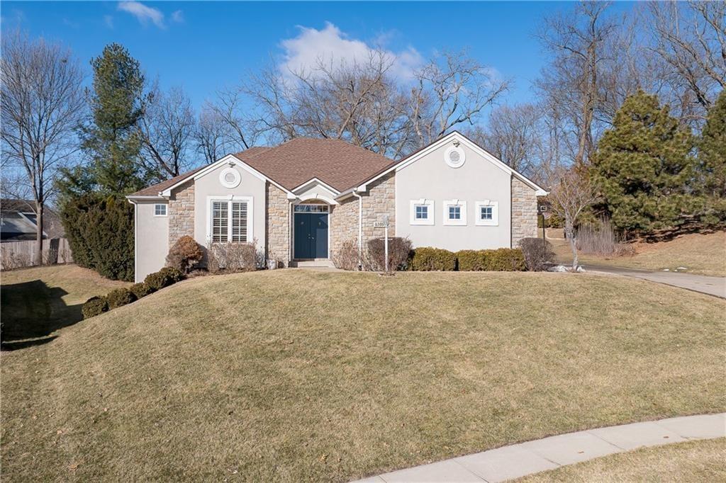 4109 Hidden Valley Drive, St Joseph, MO 64506