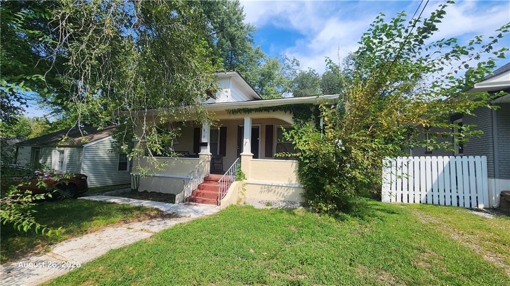 813 N Crysler Avenue, Independence, MO 64050