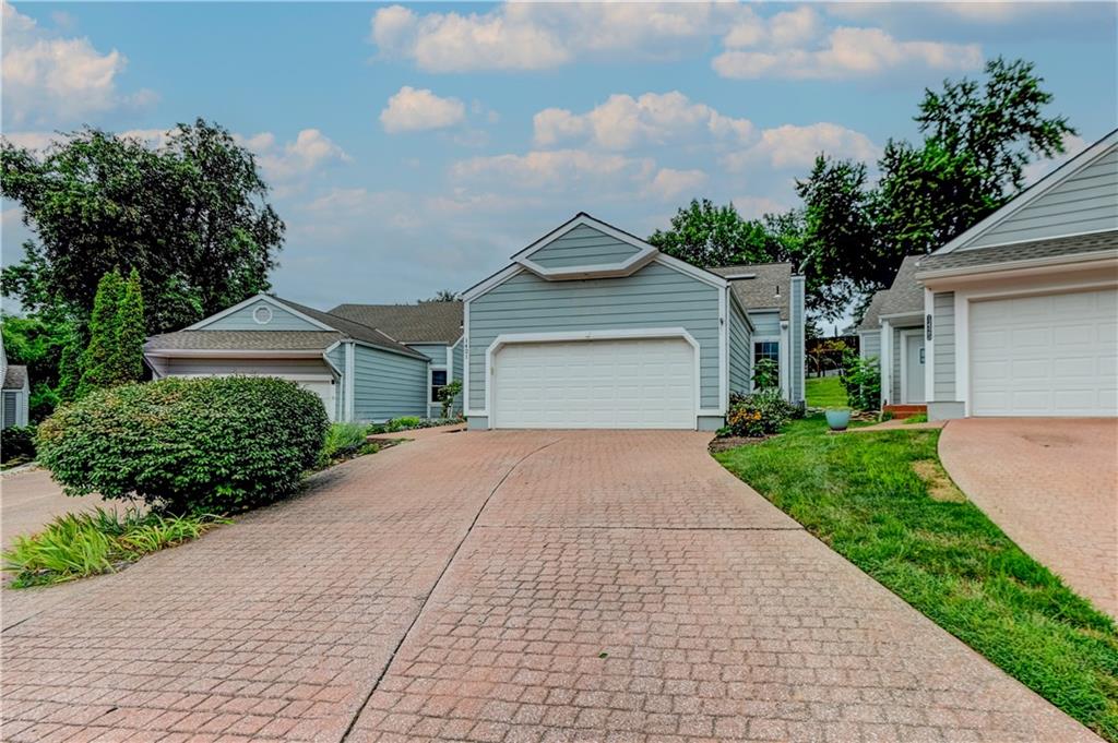 1421 Birdseye Court, Blue Springs, MO 64015