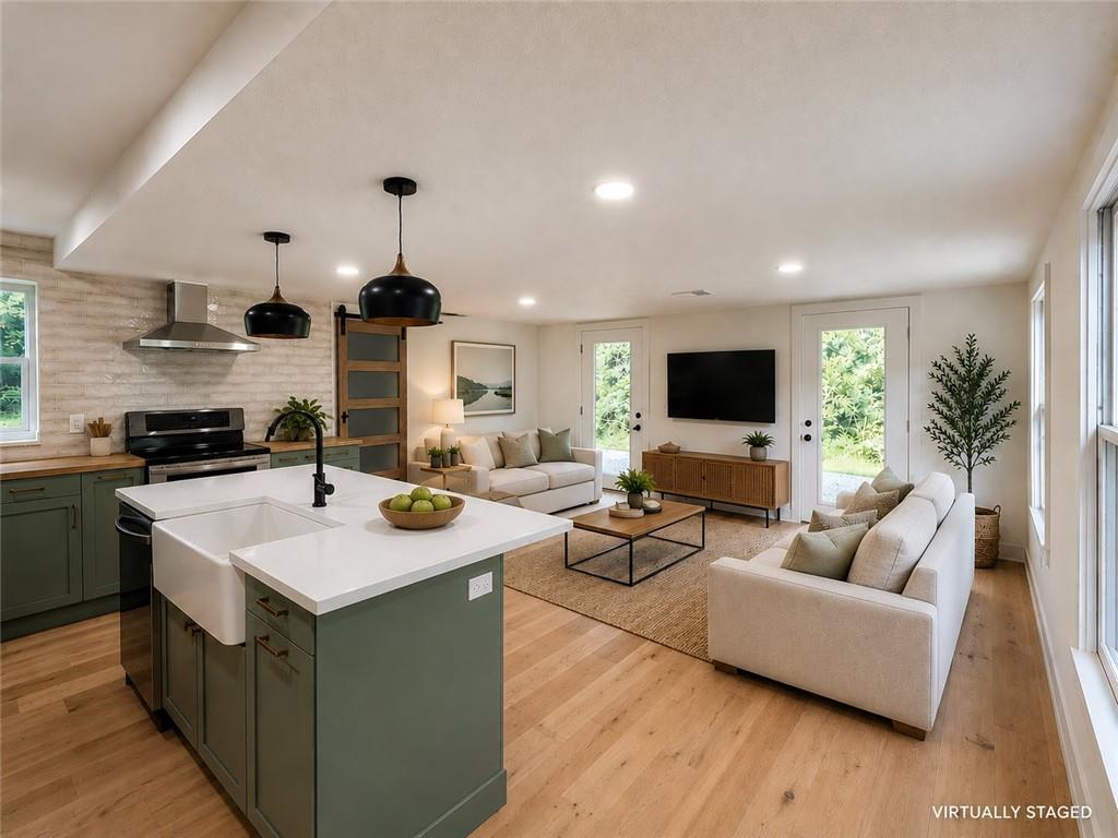 28 TLA Lake Shore Drive, Lake Lotawana, MO 64086