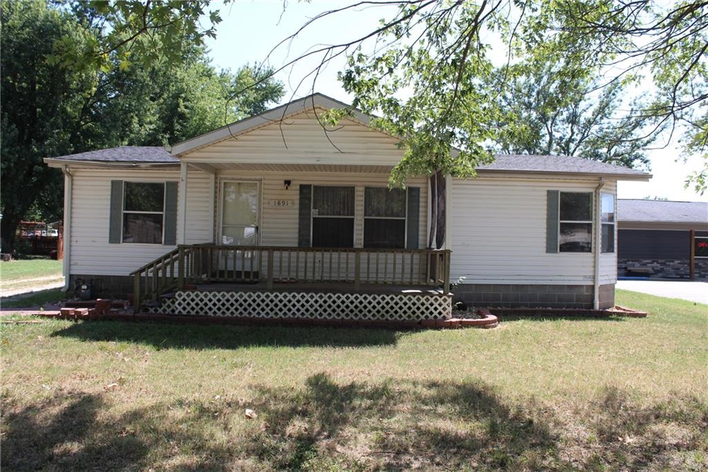 1891 54 Highway Road, Iola, KS 66749
