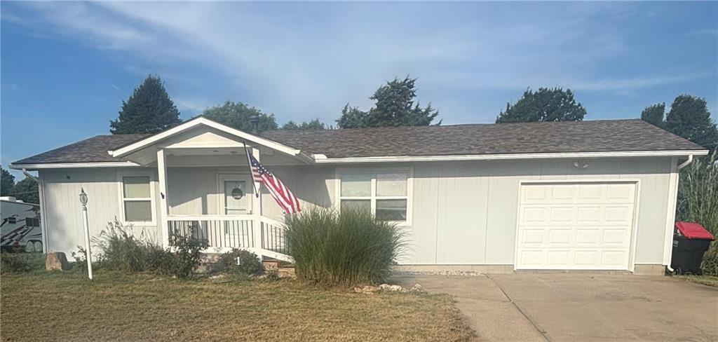 311 N Grant Street, Garnett, KS 66032