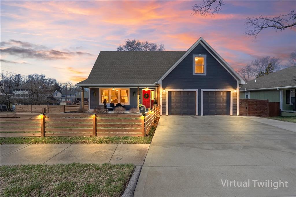 715 S 4th Street, Atchison, KS 66002
