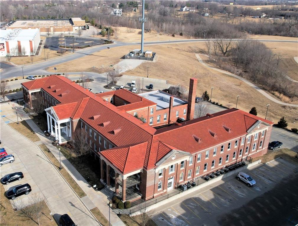3500 N Village Suite 261 Drive, St Joseph, MO 64506