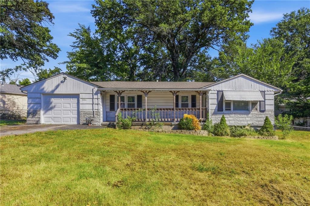 8804 E 49th Street, Kansas City, MO 64129