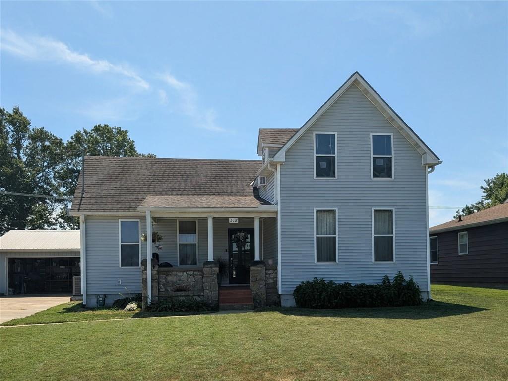 518 W 4th Avenue, Garnett, KS 66032