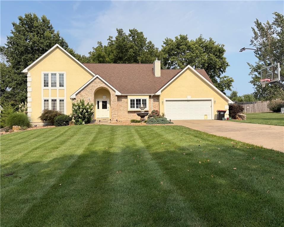 4135 Apple Ridge Drive, Sedalia, MO 65301