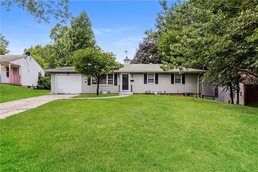 1502 Broadway Street, Independence, MO 64050