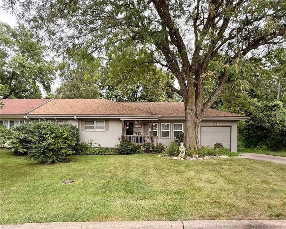 621 Cimarron Trail, Belton, MO 64012