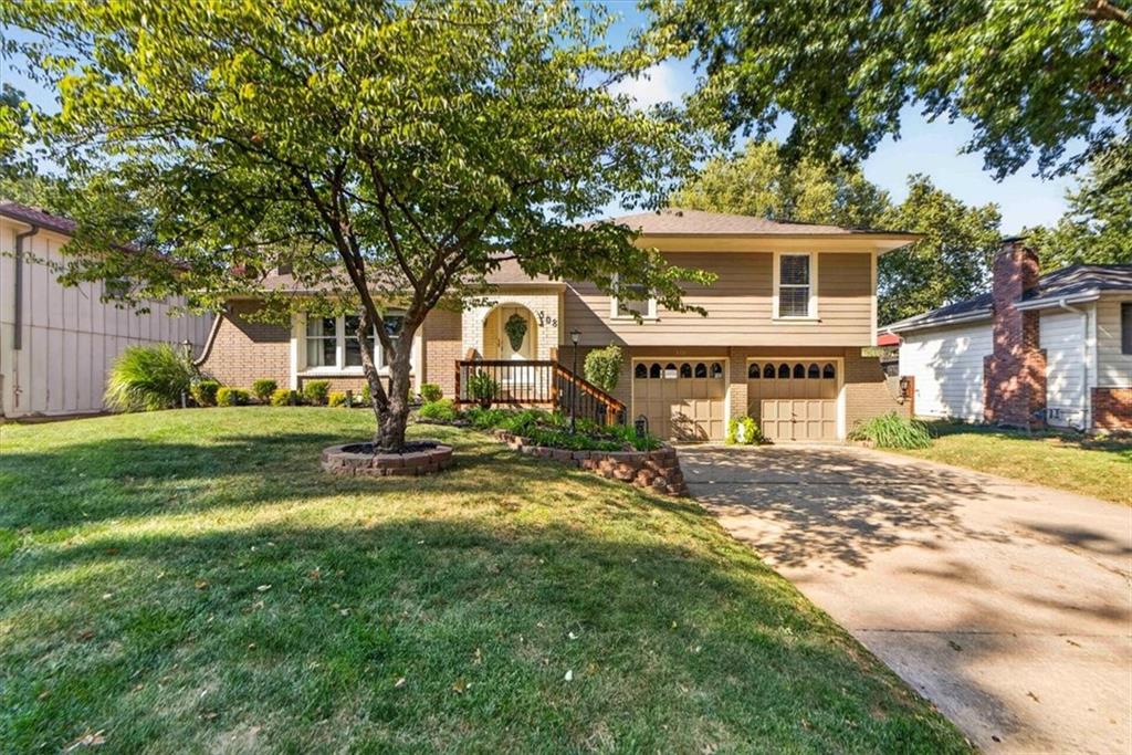 508 Sunset Lane, Belton, MO 64012