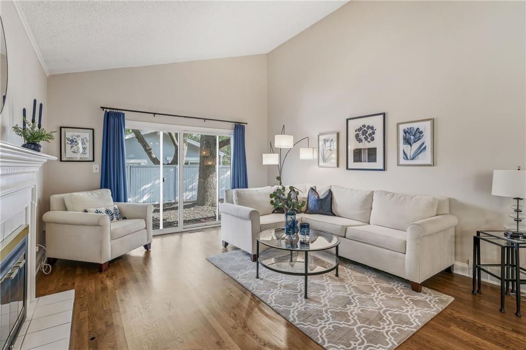 8003 Halsey Street, Lenexa, KS 66215