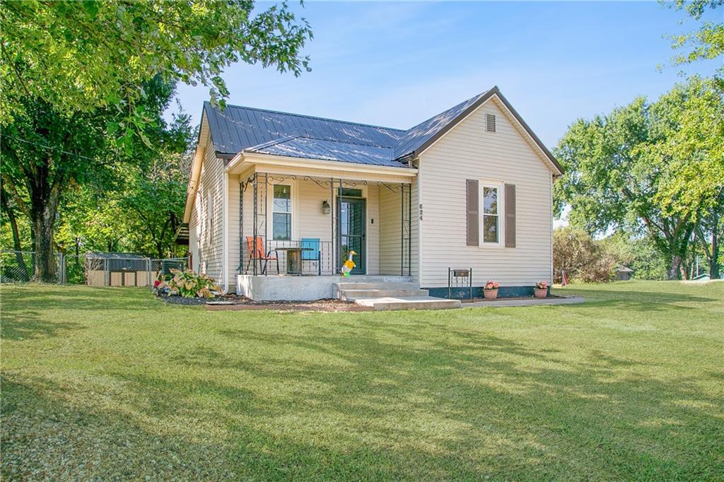 624 W Jefferson Street, Clinton, MO 64735