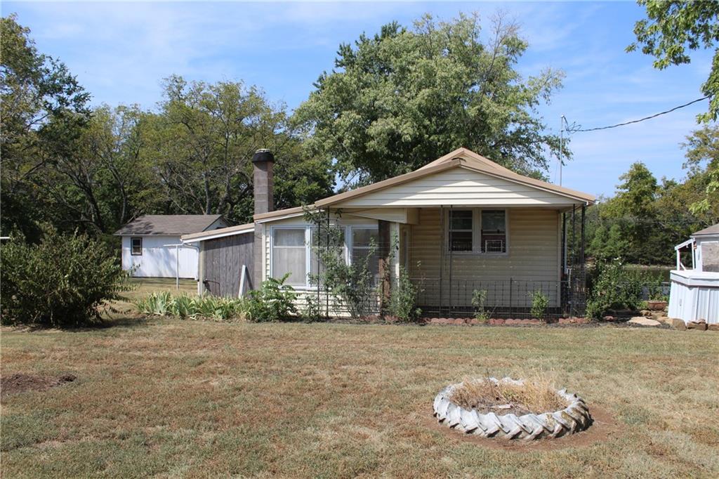 1538 US Highway 59 Highway, Moran, KS 66755
