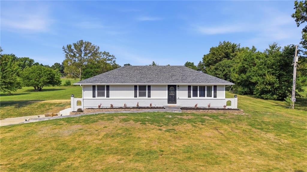 1010 Wesley Avenue, Raymore, MO 64083