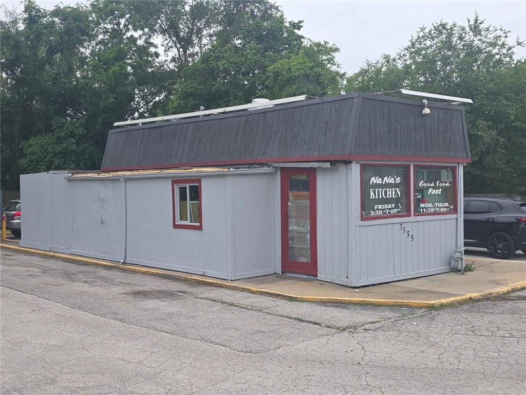 7347 Leavenworth Road, Kansas City, KS 66109