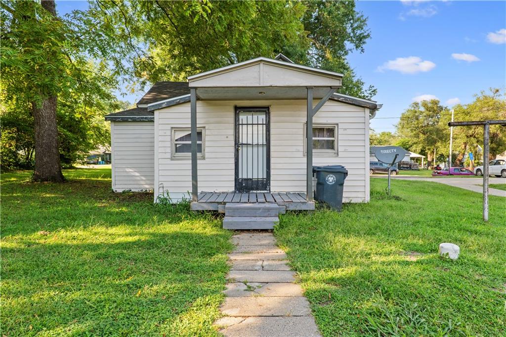 656 E 12th Street, Sedalia, MO 65301