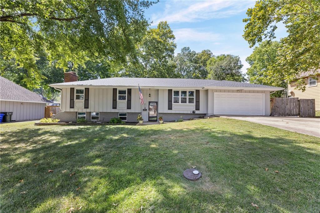 12712 Crystal Avenue, Grandview, MO 64030