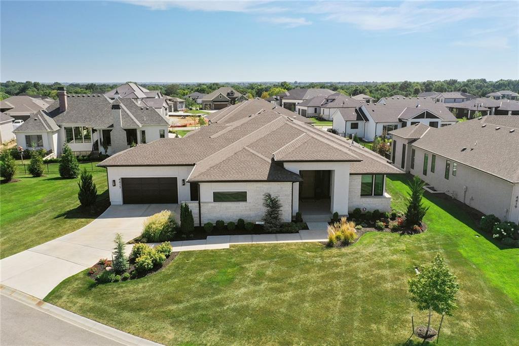 4415 W 136th Street, Leawood, KS 66224