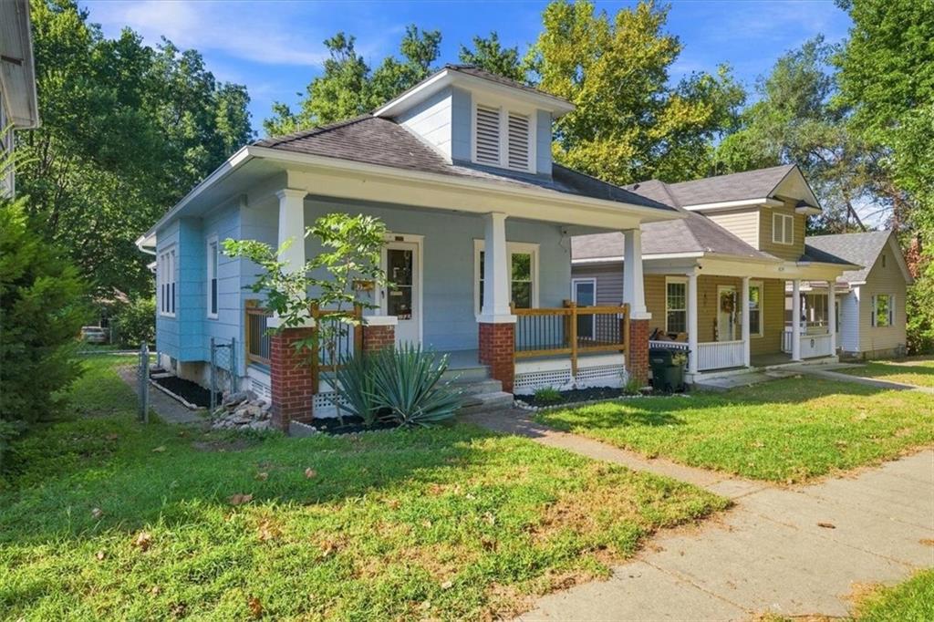 825 Ottawa Street, Leavenworth, KS 66048