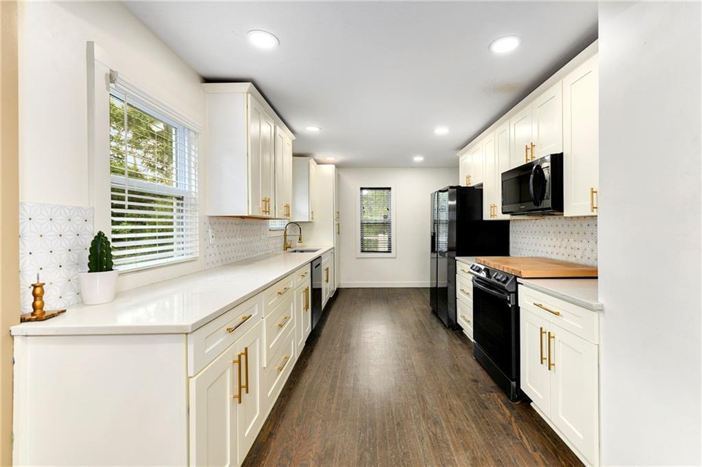 1462 E 78th Street, Kansas City, MO 64131