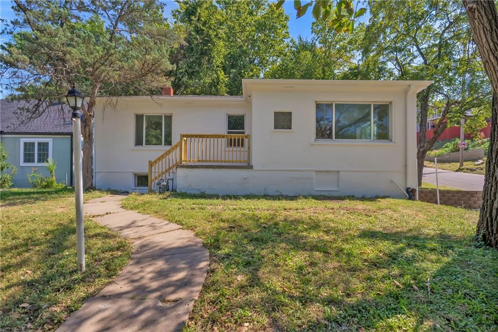 2663 Grandview Boulevard, Kansas City, KS 66102