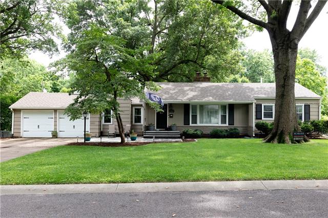 6321 W 66th Terrace, Overland Park, KS 66202