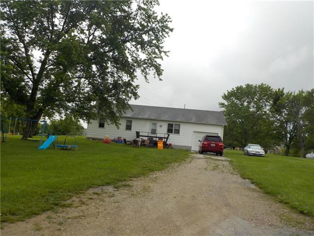 244 NE 85TH Road, Warrensburg, MO 64093